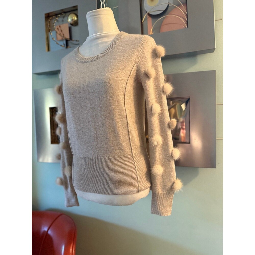 Label + Thread Sweater - Picture 2 of 10